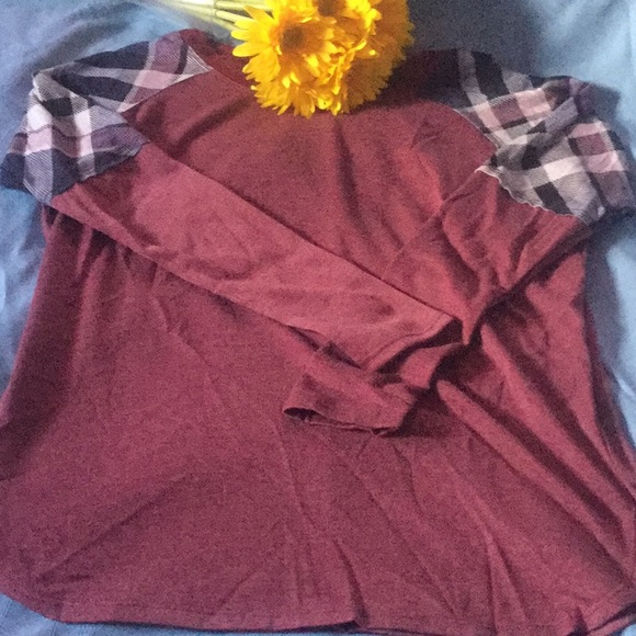 ❌DONATED❌Burgundy Plaid Insert Detail Loose Fit Long Sleeve Top - Picture 5 of 11